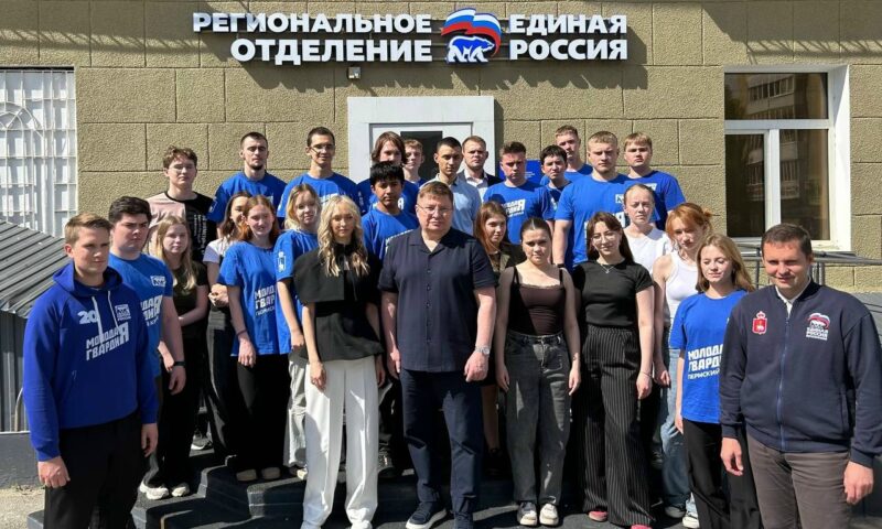 Студенты посетили открытие кадрового проекта «ПолитЗавод»